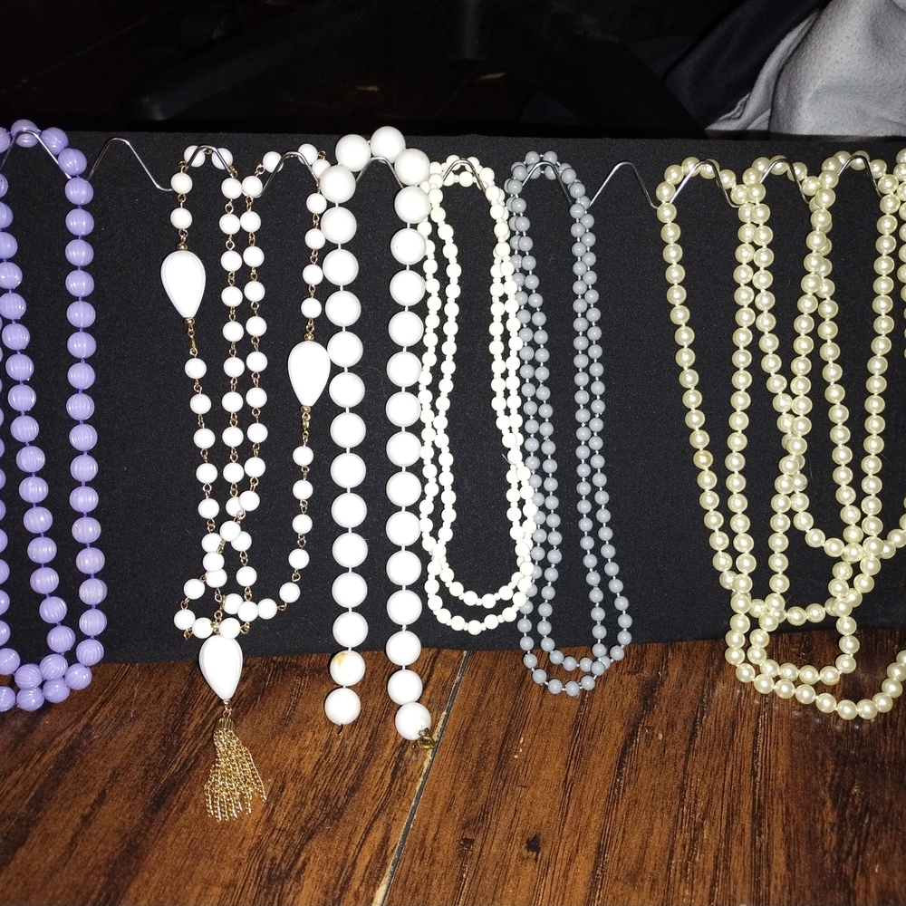 Elegant Multi-Color Beaded Necklace Set